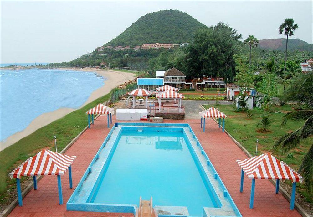 Sai Priya Beach Resort 비사카파트남 외부 사진